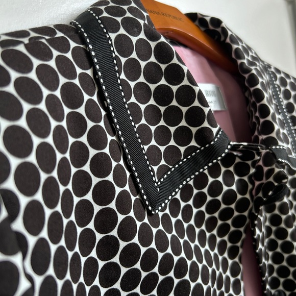Skirtin Around Mod Polkadot Trench Coat - Picture 5 of 6